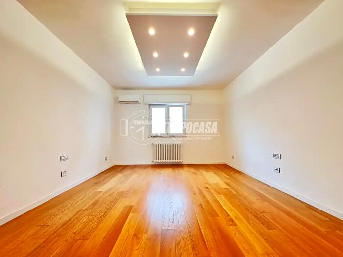 Appartamento trilocale in vendita in Via Piave C, Valenzano