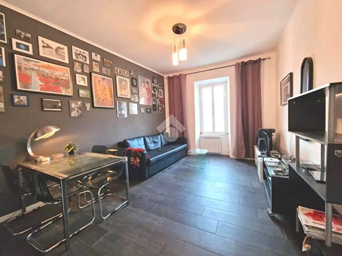 Appartamento trilocale in vendita in Via Tuscolana, Roma