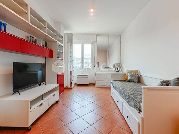 Appartamento monolocale in affitto in Via Edolo, Cascina dei Pomi, Milano