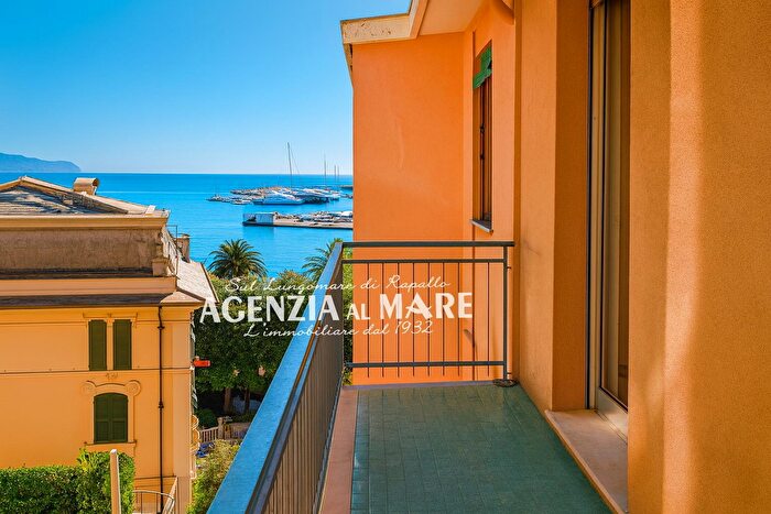 Appartamento quadrilocale in vendita in Rapallo