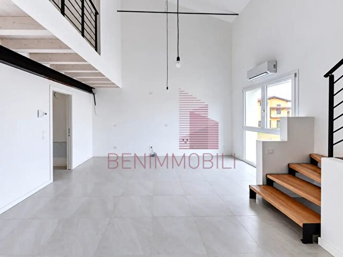 Casa quadrilocale in vendita in Via Brescia, Travagliato