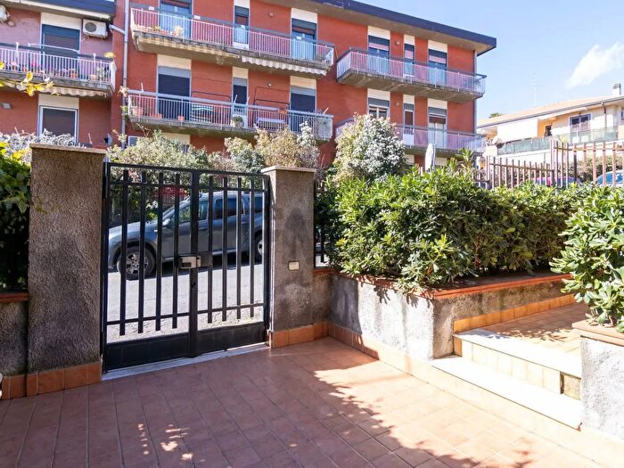 Appartamento trilocale in vendita in Pedara