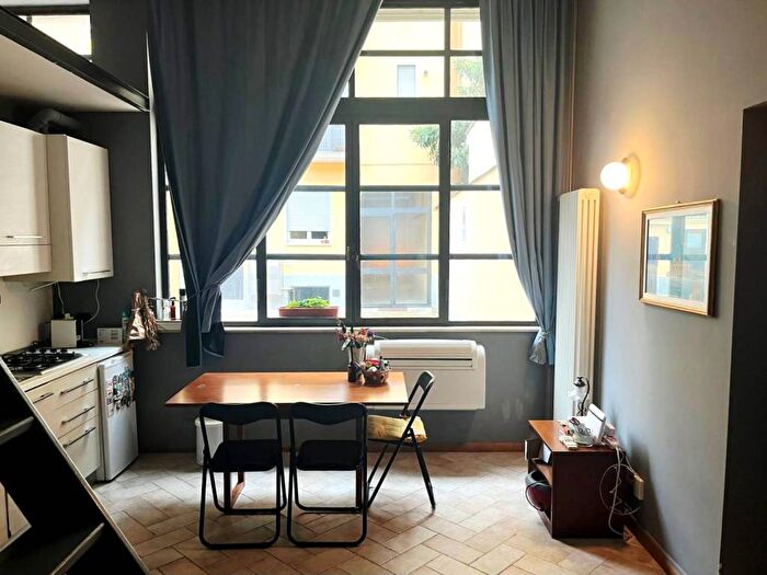 Appartamento bilocale in affitto in Via Eugenio Villoresi, Navigli Darsena, Milano