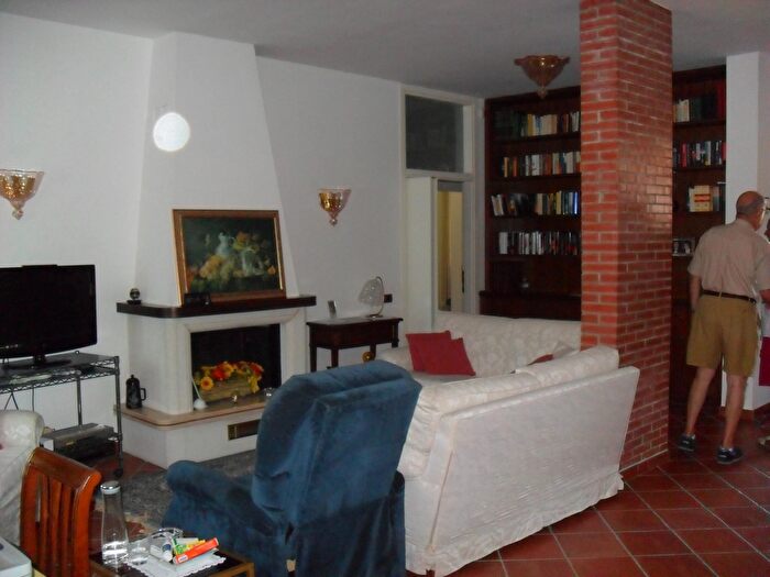 Casa trilocale in affitto in Massarosa