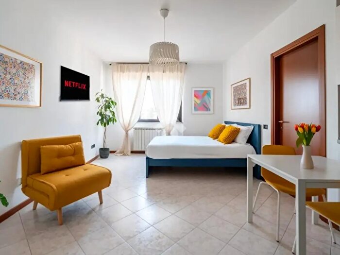 Appartamento monolocale in vendita in Piazzale Camerlata, Como