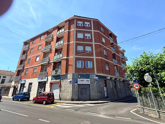 Appartamento bilocale in affitto in Via Papa Giovanni XXIII, Centro, San Mauro Torinese