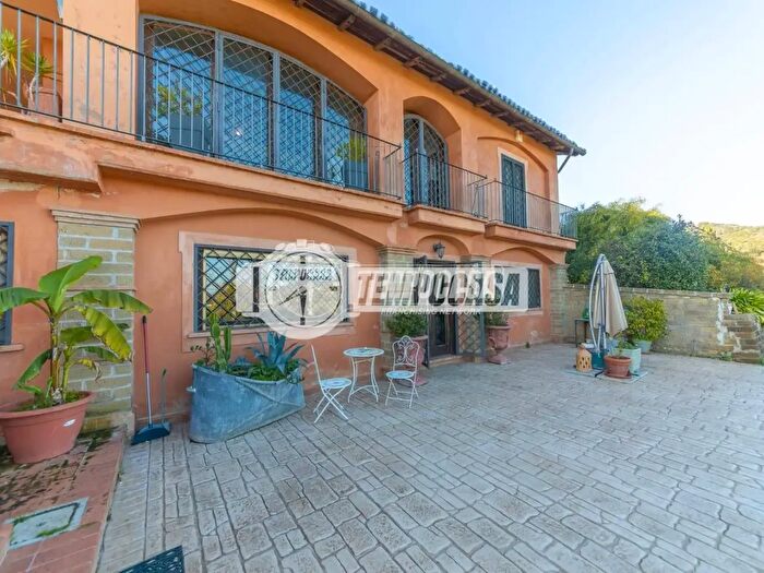 Casa con 8 locali in vendita in Via Fosso del Norcino, Cerveteri