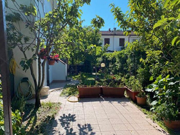 Casa quadrilocale in vendita in Viale degli Ulivi, Comacchio