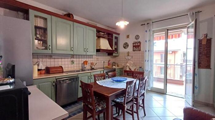 Appartamento quadrilocale in vendita in Via Nazionale, Piraino