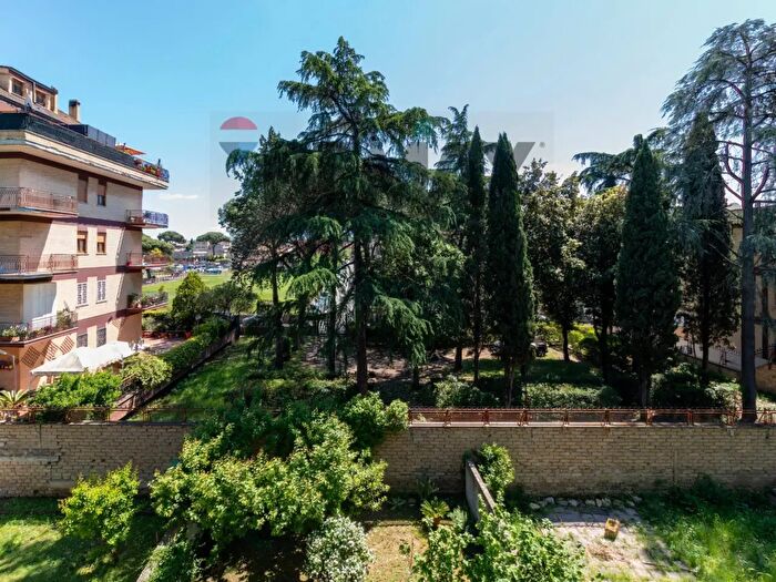 Appartamento bilocale in vendita in Via Galopini, Roma