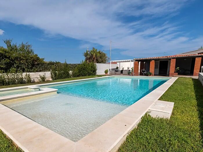 Casa trilocale in vendita in Siracusa