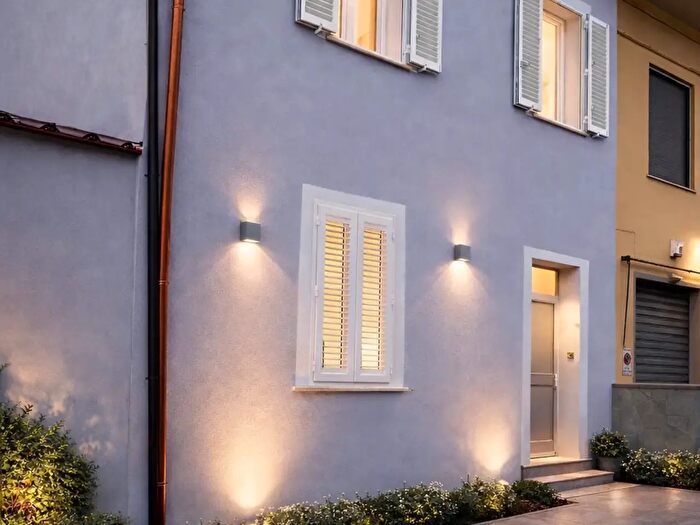 Casa con 5 locali in vendita in Empoli