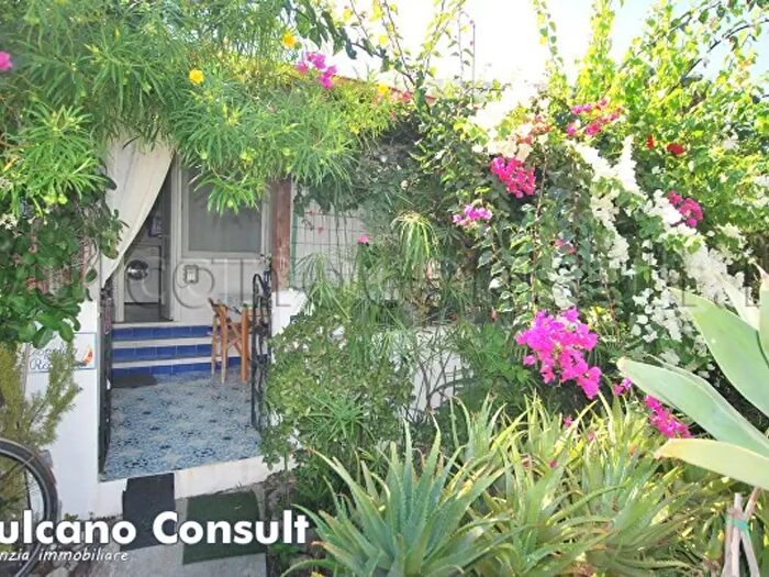 Appartamento bilocale in vendita in Vicolo Regina, Lipari