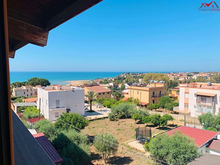 Appartamento con 7 locali in vendita in Via dellAlbicocca, Porto Empedocle