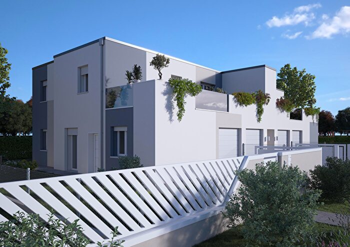 Appartamento quadrilocale in vendita in Via Rubizzano Snc, San Pietro In Casale