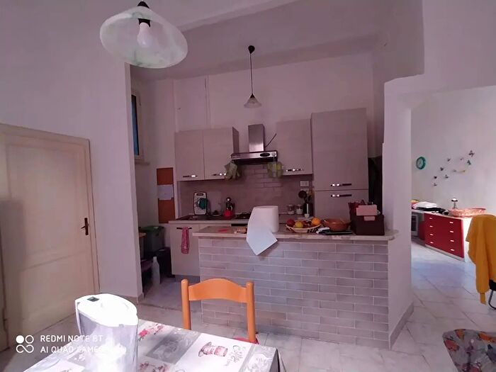 Appartamento con 5 locali in affitto in Perugia