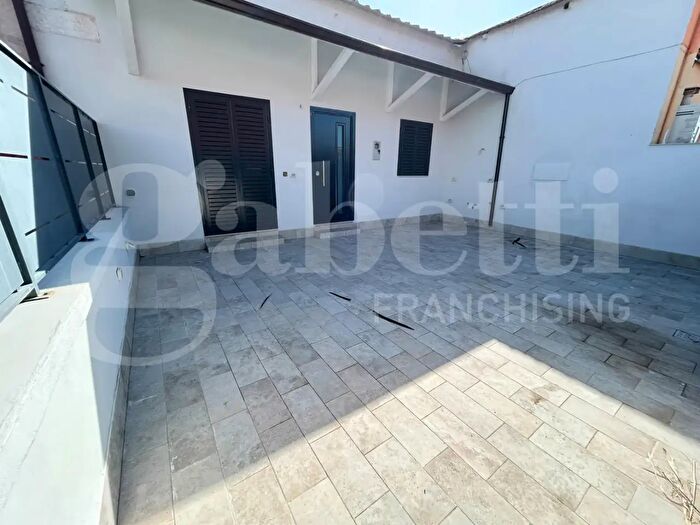 Casa bilocale in vendita in Via Santa Maria Goretti, Pozzuoli