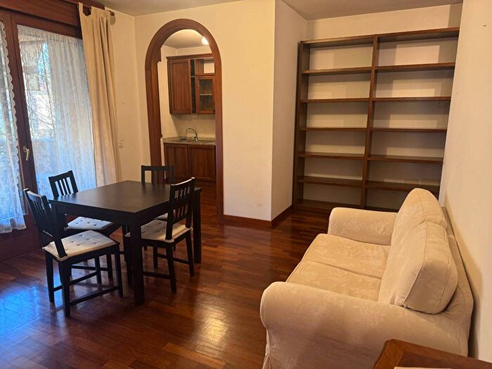 Appartamento trilocale in affitto in San Camillo Nazareth, Padova
