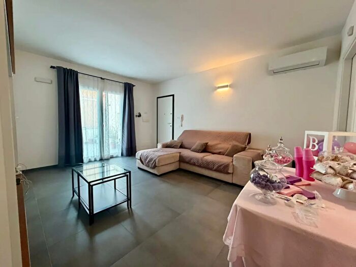 Appartamento trilocale in vendita in Via Antonino De Stefano, Erice