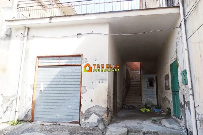 Casa con 8 locali in vendita in Masseria Pugliese Marigliano Na, Marigliano