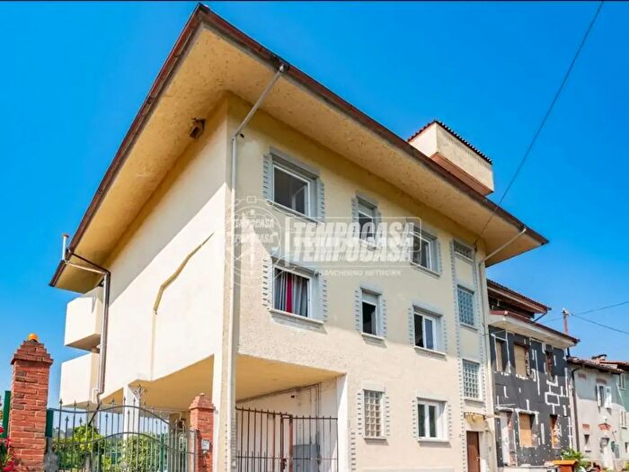 Appartamento bilocale in affitto in Strada Villanova Castagneto da Po, Castagneto Po
