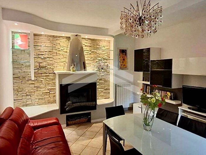 Appartamento trilocale in affitto in Cda Macine, Vinchiaturo