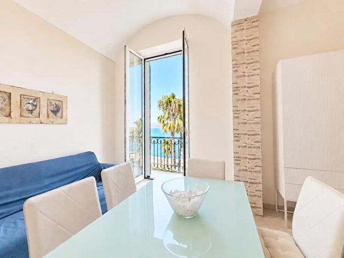 Appartamento quadrilocale in vendita in Lungomare Giovanni Caboto, Gaeta