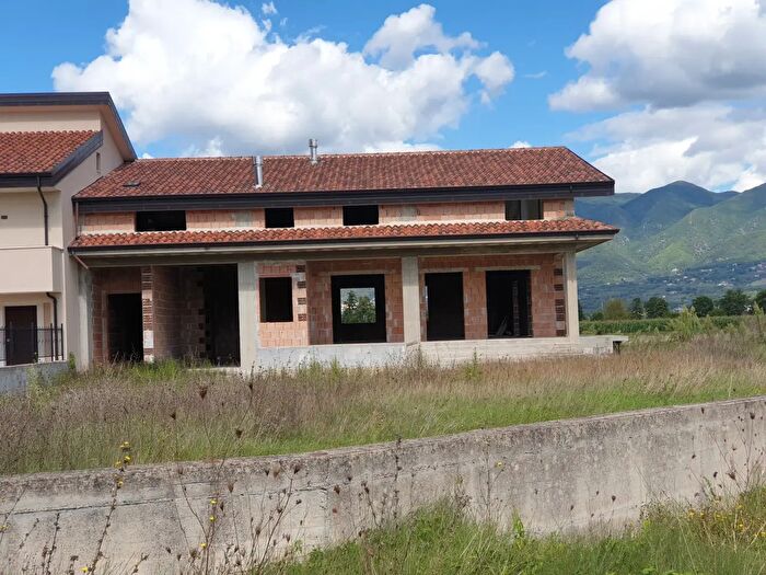 Appartamento con 12 locali in vendita in Via Tempa Pizzuta, Sassano