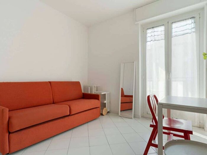 Appartamento trilocale in affitto in Via Luigi Pulci, Bicocca, Milano