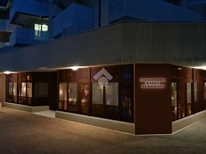Appartamento trilocale in vendita in Via Timavo, Lignano Sabbiadoro