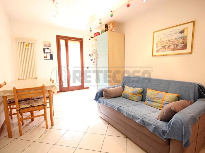 Appartamento trilocale in vendita in Via a Salieri, Bolzano Vicentino