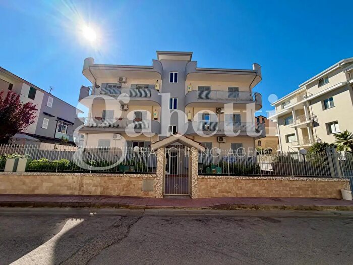 Appartamento trilocale in vendita in Trav Collodi, Trentola Ducenta