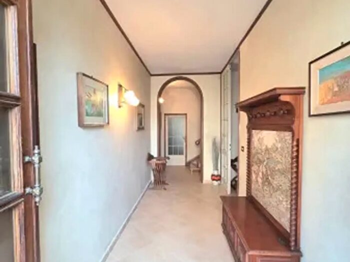 Casa con 6 locali in vendita in Via Luigi Gonzaga a, Guastalla