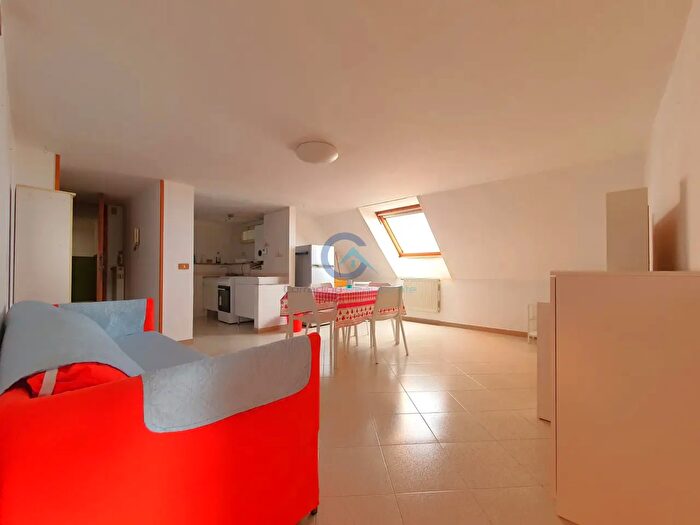 Appartamento trilocale in affitto in Catanzaro