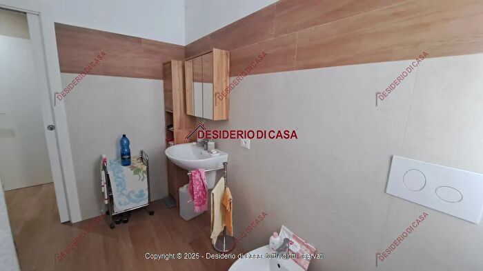 Casa con 8 locali in vendita in Trapani