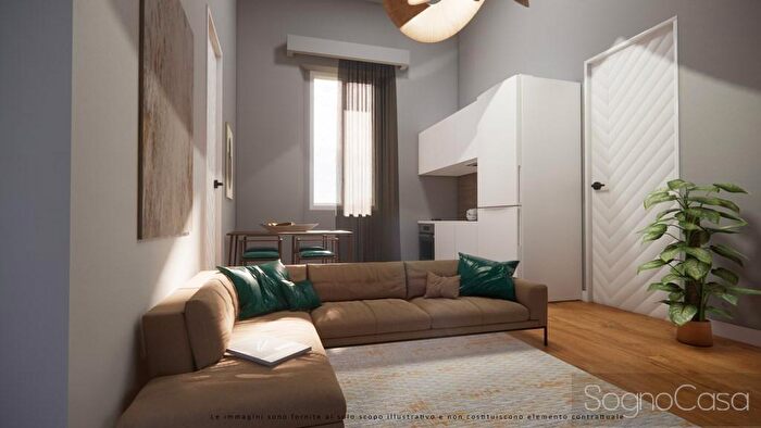 Appartamento con 5 locali in vendita in Via Luca Giordano, Firenze