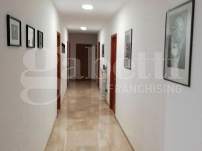 Appartamento con 5 locali in affitto in viale della liberta, Centro, Macerata