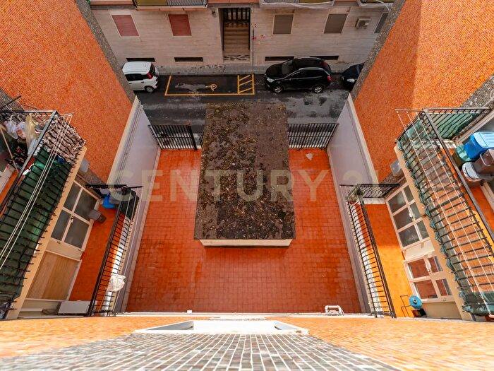 Appartamento con 6 locali in vendita in Via Ragusa, Augusta