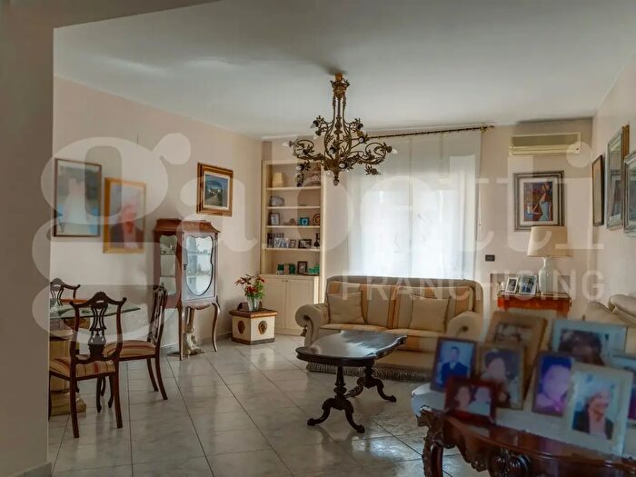 Appartamento quadrilocale in vendita in Via Vittorio Veneto, Barletta