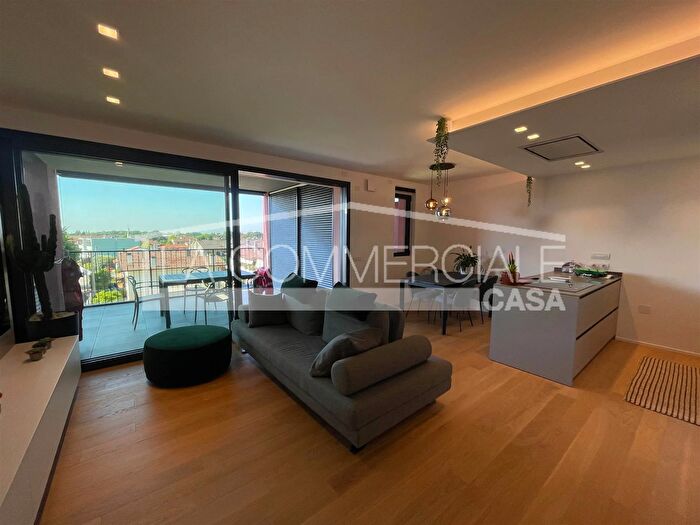 Appartamento quadrilocale in vendita in Casier