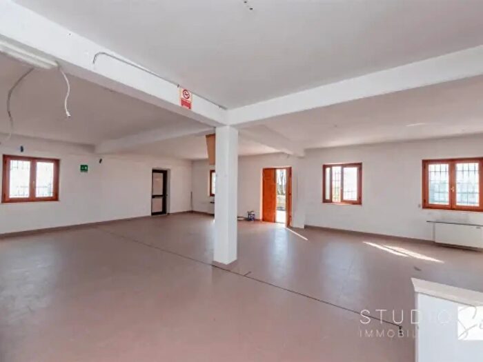 Casa con 6 locali in vendita in Via dei Bianchi, Pistoia