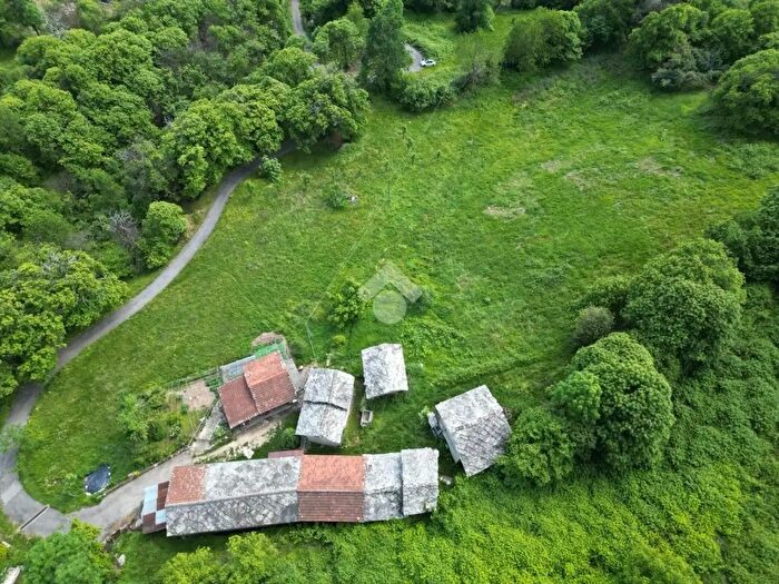 Casa con 5 locali in vendita in Via Mombracco di Robella, Sanfront
