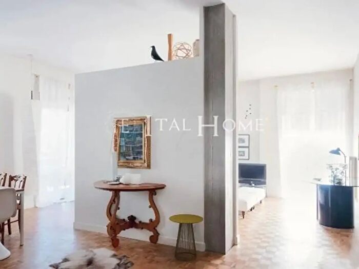 Appartamento con 6 locali in vendita in Via Lodovico Settala, Milano