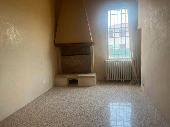 Appartamento quadrilocale in affitto in Via Zanella, Centro, Camisano Vicentino