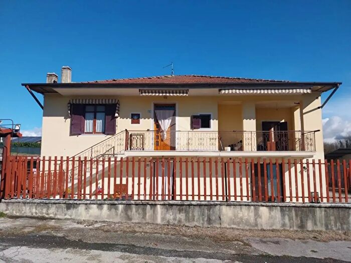 Appartamento con 5 locali in vendita in Via La Torre, Frosinone