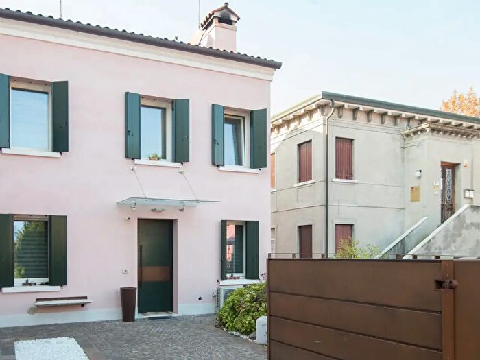 Casa trilocale in vendita in Noale