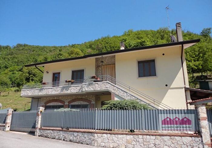 Casa con 5 locali in affitto in Via Molini, Arcugnano