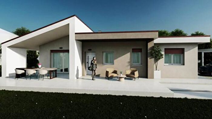 Casa con 6 locali in vendita in Via Fabrizio De Andrè, Cartoceto