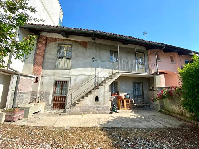 Casa quadrilocale in vendita in Via Diodata Saluzzo, None