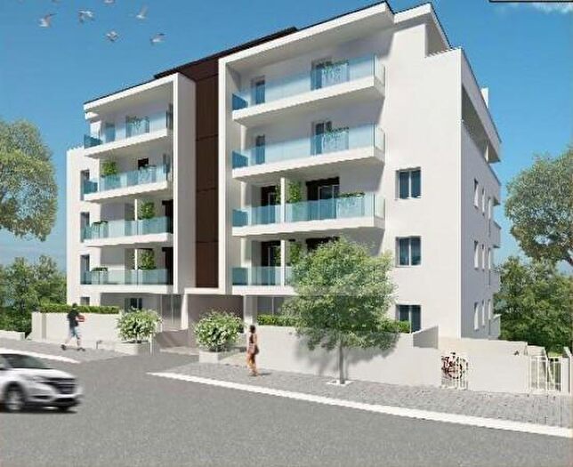 Appartamento trilocale in vendita in Via Rizzo, Pesaro